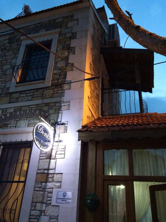 Deniz Hotel Yenifoca Eksteriør billede