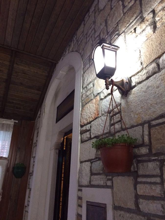 Deniz Hotel Yenifoca Eksteriør billede