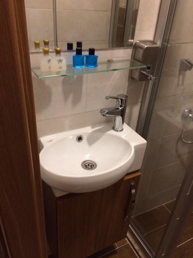 Deniz Hotel Yenifoca Eksteriør billede